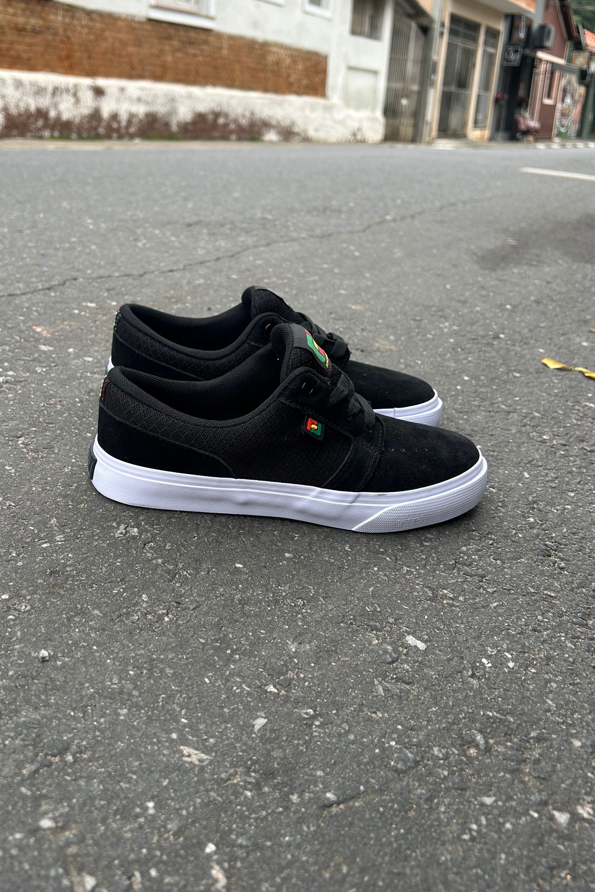 TENIS FREEDAY SELECT PRETO ROOTS